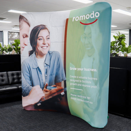 Curved Stretch Media Wall Medium - Simply Merchandise