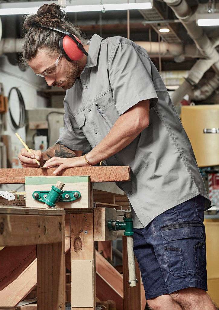 Mens Lightweight Tradie Short Sleeve Shirt with custom branded logo - Simply Merchandise