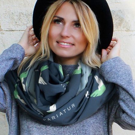 Berlin Infinity Scarf - Simply Merchandise